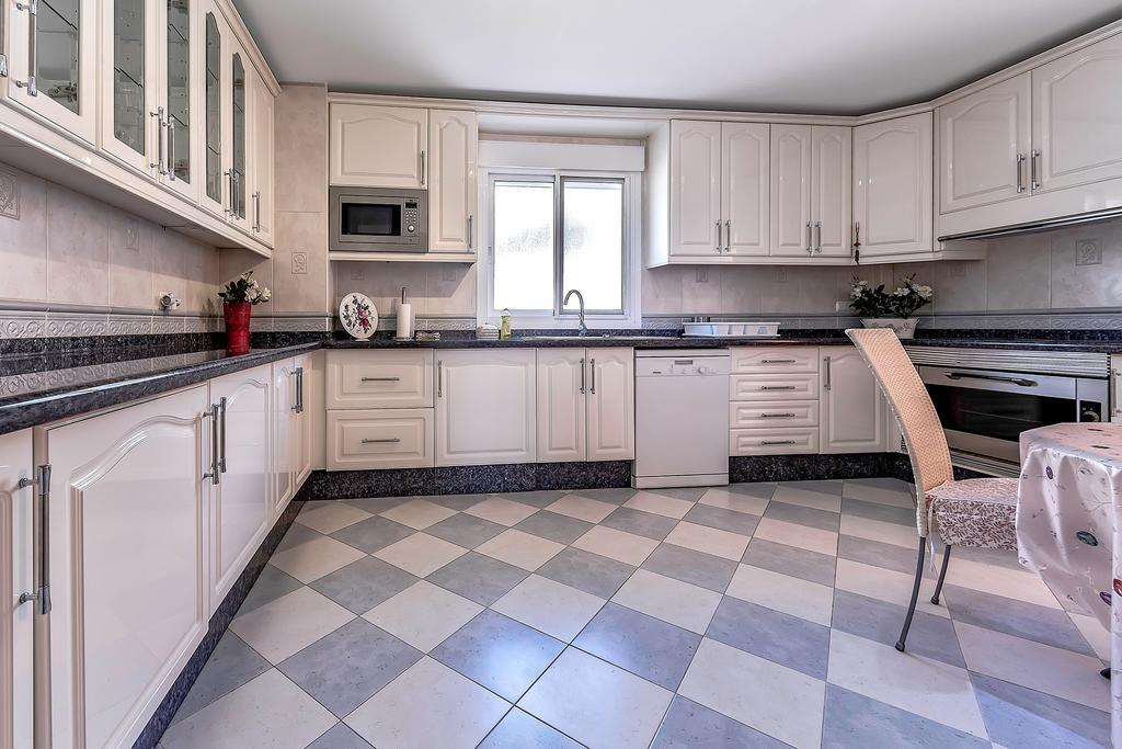 Villa In Los Cristianos 洛斯克里斯蒂亚诺斯 外观 照片